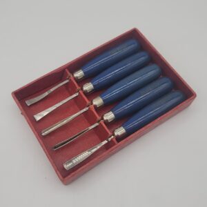 CRAFTSMAN CARVING SET
