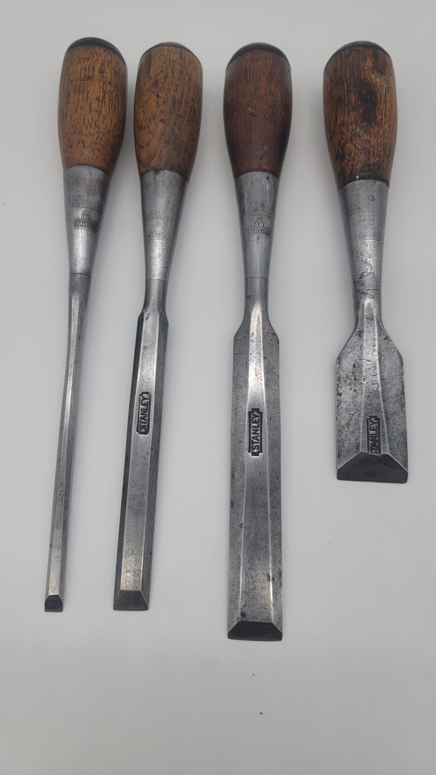 STANLEY SWEETHEART EVERLAST CHISELS (SET OF 4)