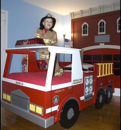 Fire+Truck+Engine+Bed+Woodworking+Plan+by+Plans4Wood+fun+theme+beds+kids+theme+beds